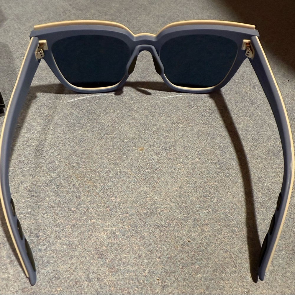 Dior Elegant Cream & Blue Sunglasses - Picture 5 of 8